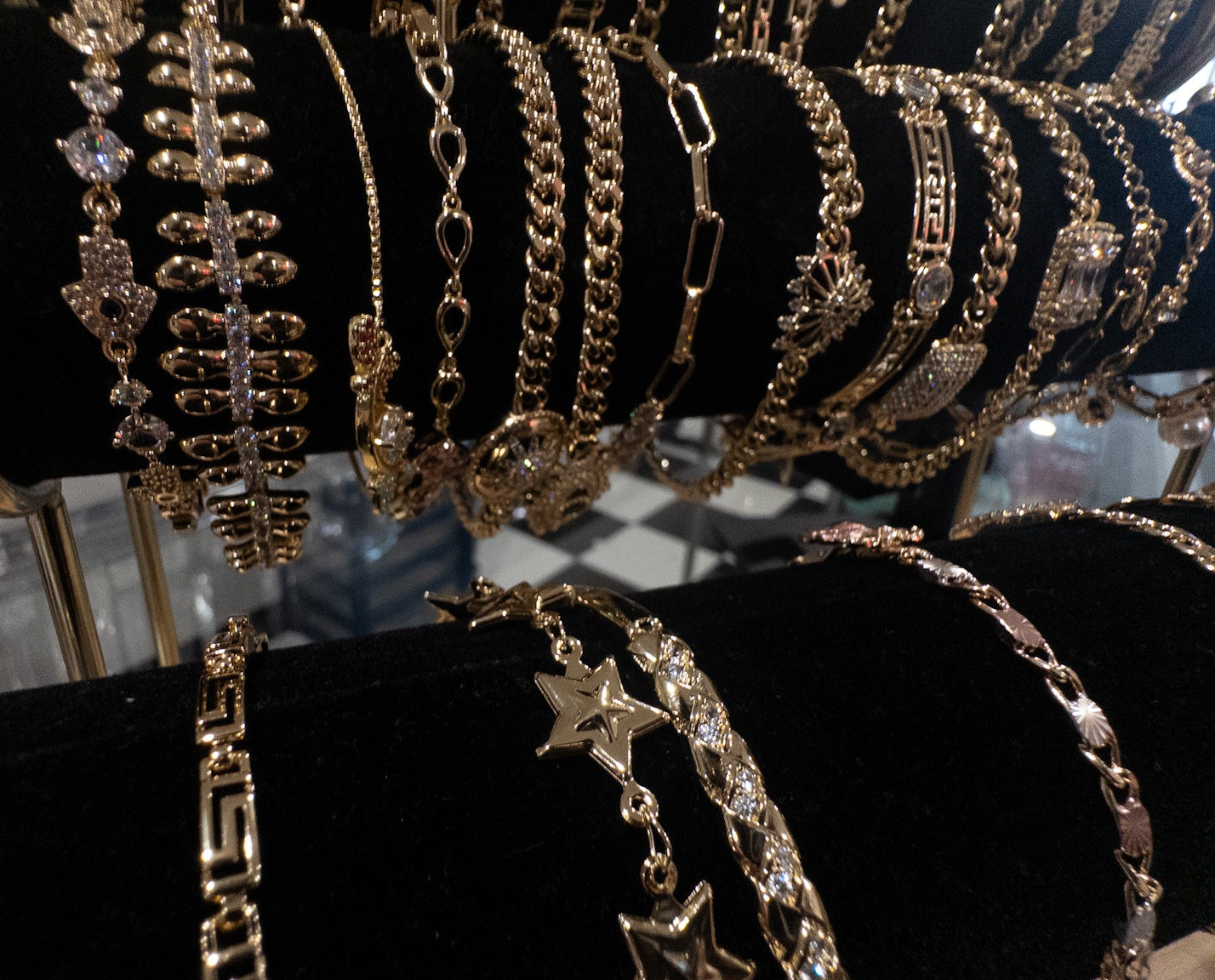 Caja de 6 pcs de brazaletes